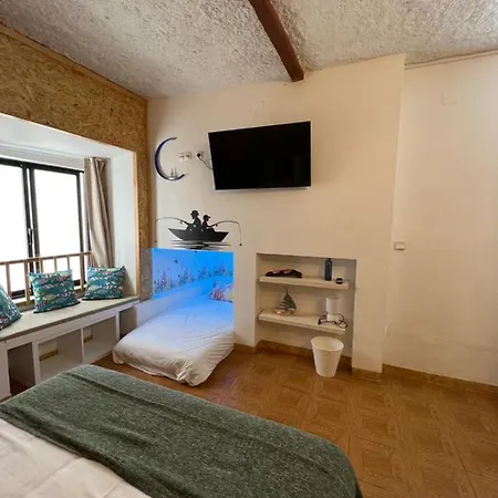 Residencial Mira-mar ホステル