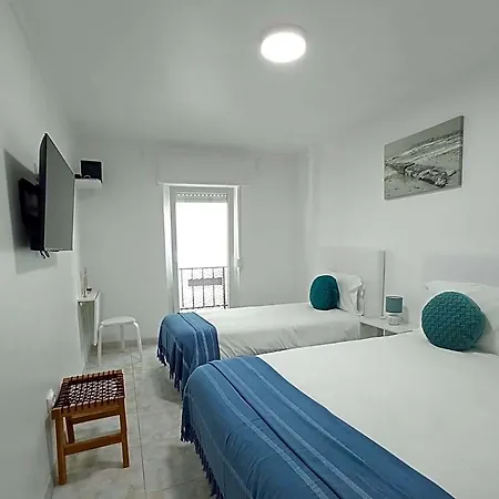 Residencial Mira-mar Hostel Peniche