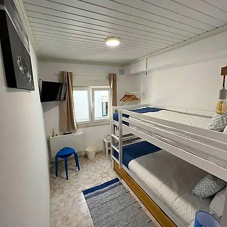 Hostel Residencial Mira-mar Peniche
