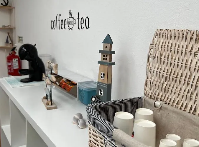 Residencial Mira-mar Хостел Пениши